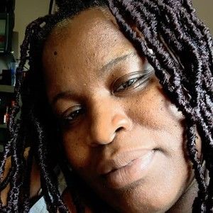 Meet your Posher, Maurie